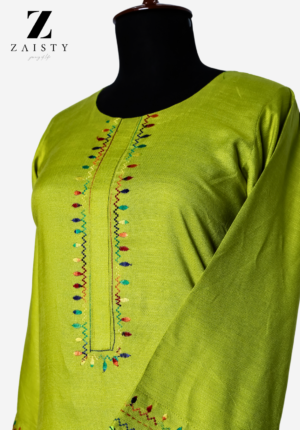 Parrot green 2-piece dress with embroidered neckline.